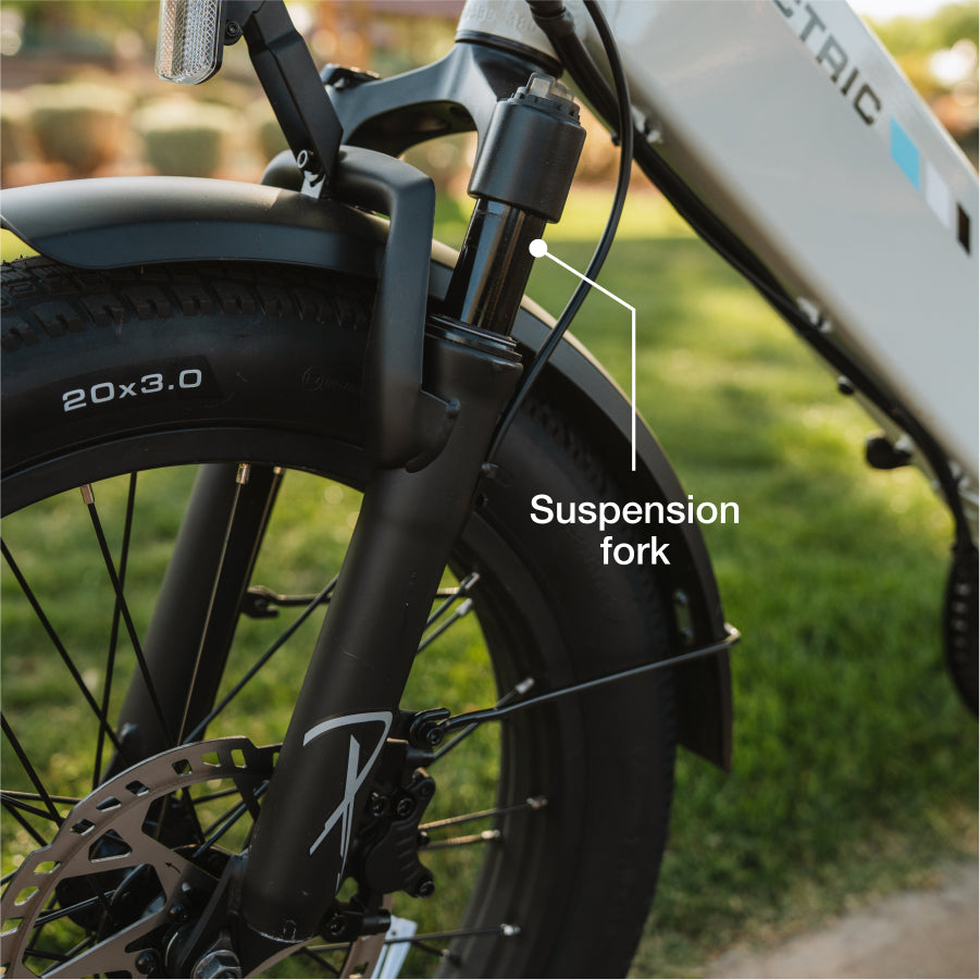 XP4 750 Step-Thru Stratus White eBike