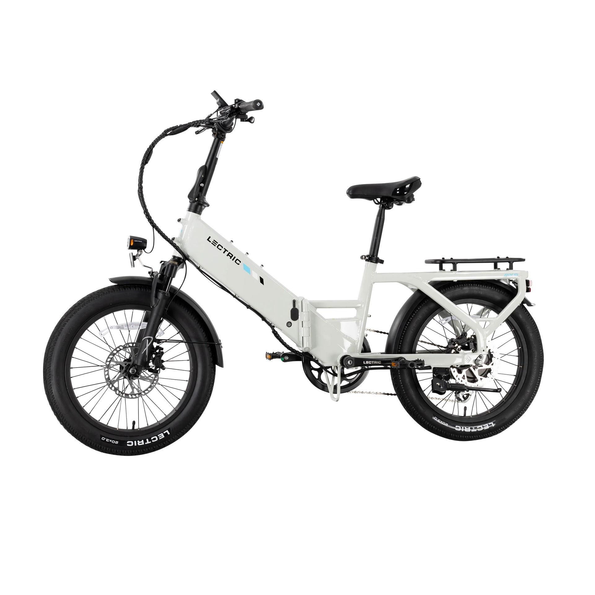 XP4 Step-Thru Stratus White - Special Offer Bundle