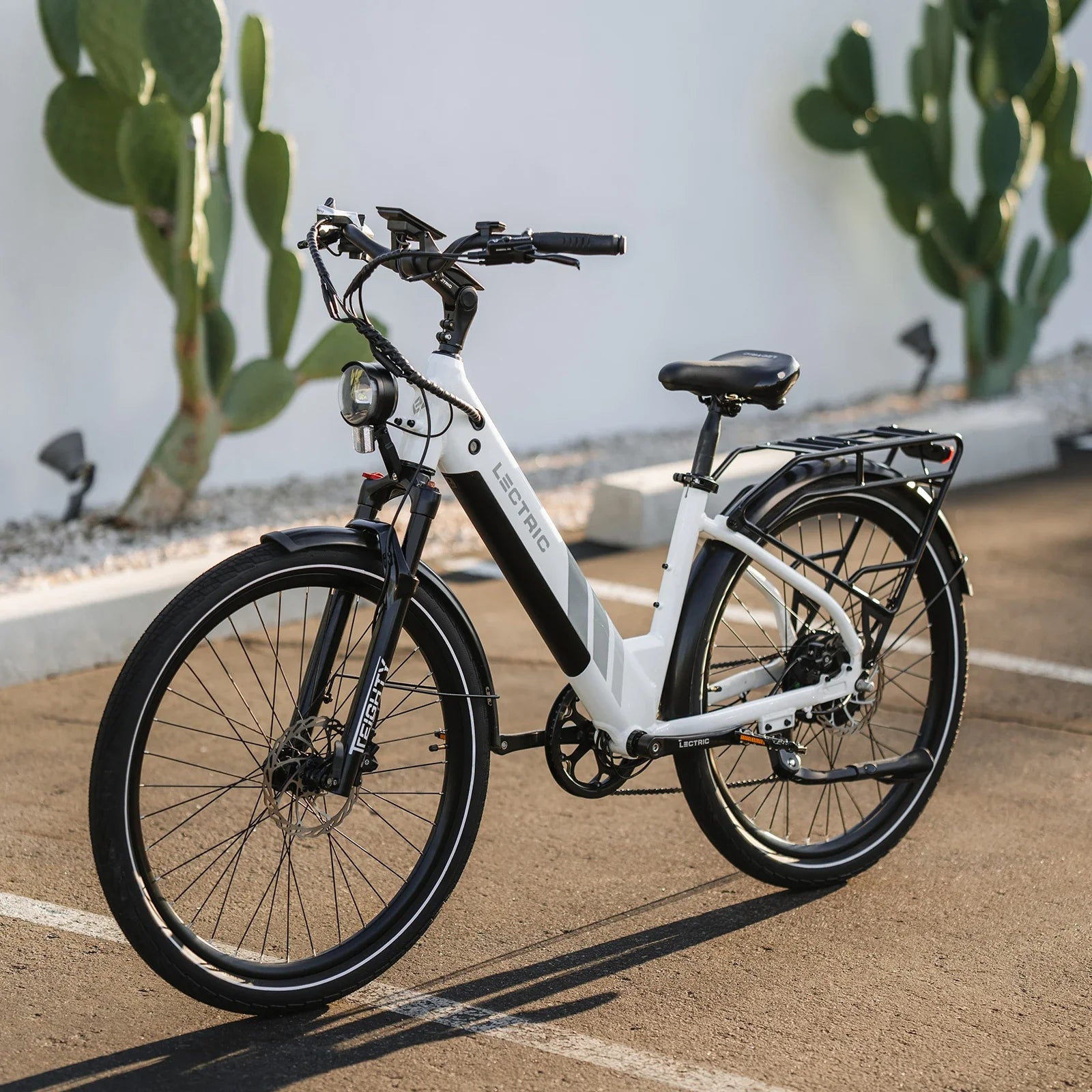 XPress 750 Step-Thru + FREE Rear Rack, Fenders, Elite Headlight, Suspension Seat Post ($336 Value)