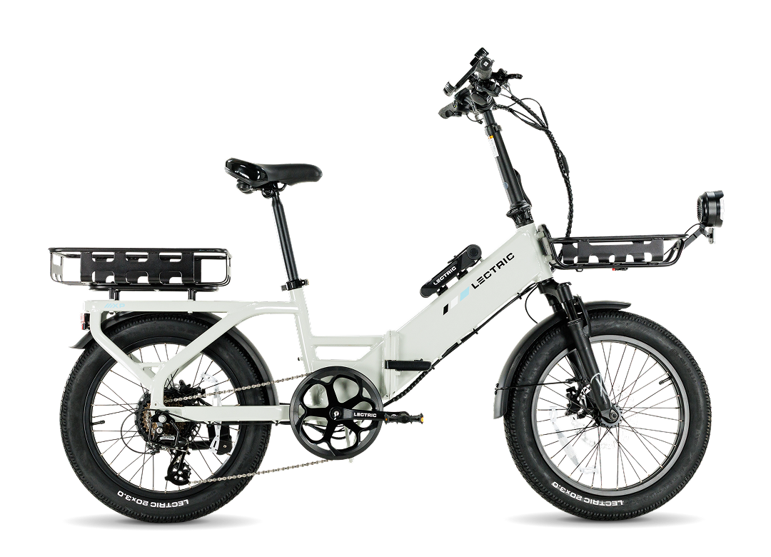 Vélo électrique Stratus blanc XP4 750 Step-Thru