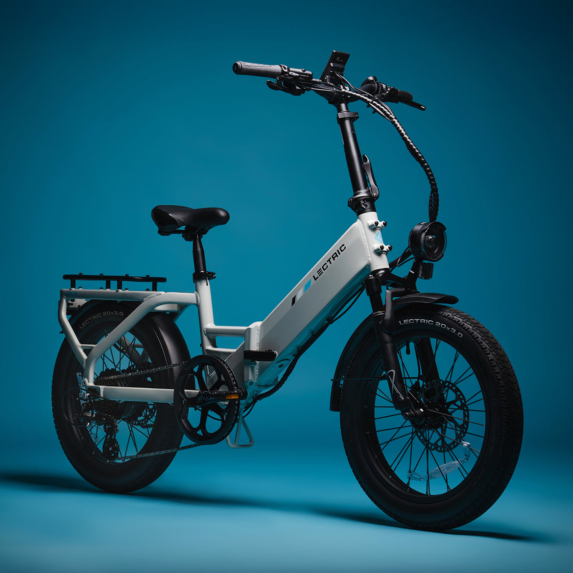 XP4 Step-Thru 500w White Electric Bike | Lectric eBikes®